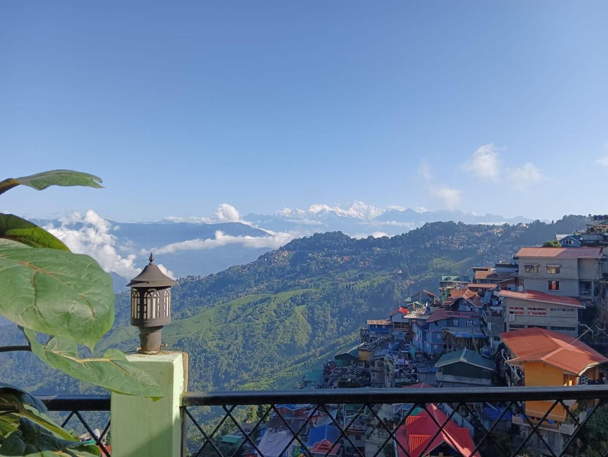 Dew Drops Guest House ดาร์จีลิง ภายนอก รูปภาพ